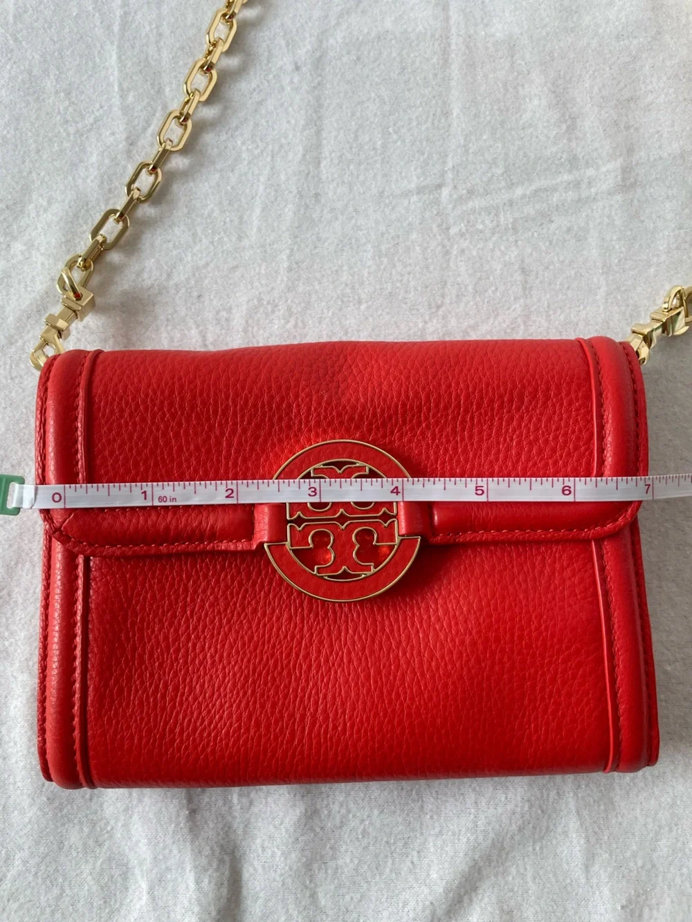 Tory Burch Red Shoulder Bag Logo Pattern Gold Chain Strap Snap Closure